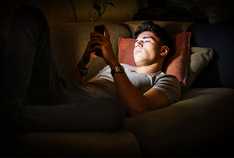 6-khuya-muon-sau-11h-dem khuya muon sau h dem