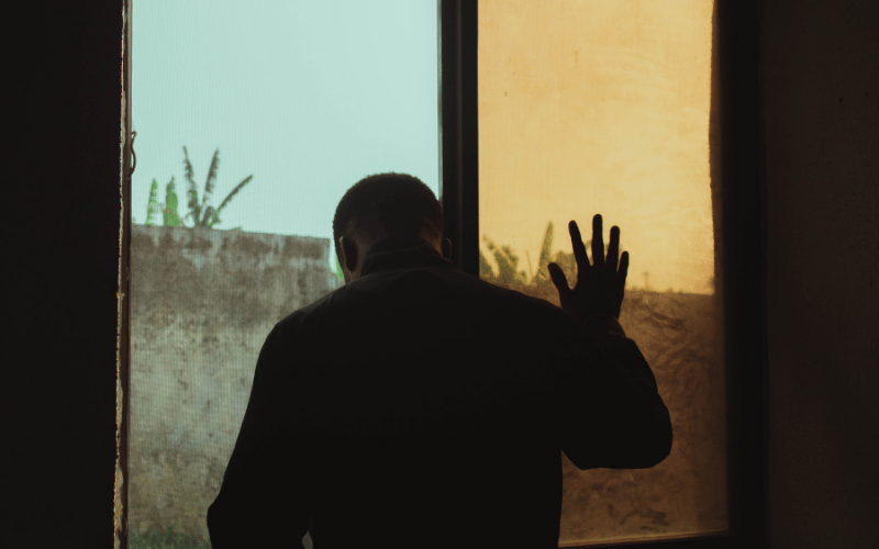 nguoi-luon-phai-cho-doi-chi-co-ban nguoi luon phai cho doi chi co ban