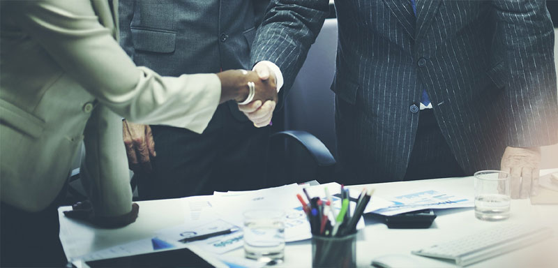 hop tac quang ba cung cac thuong hieu